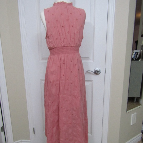 Old navy tie neck maxi dress - Picture 3 of 8